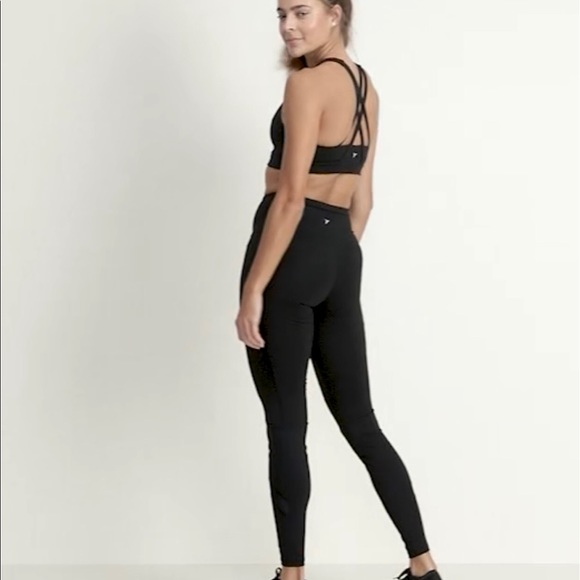 SALE‼️ NWOT Old navy active go dry leggings - Picture 4 of 11